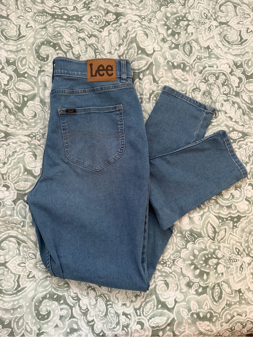 Lee Women’s Skinny Mid Rise Blue Jeans